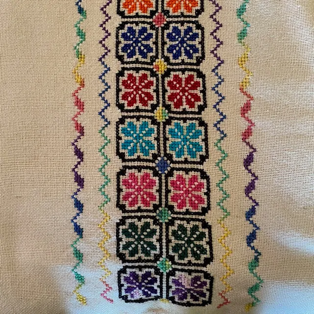 Embroidered Blouse-"Cocucho" - Medium