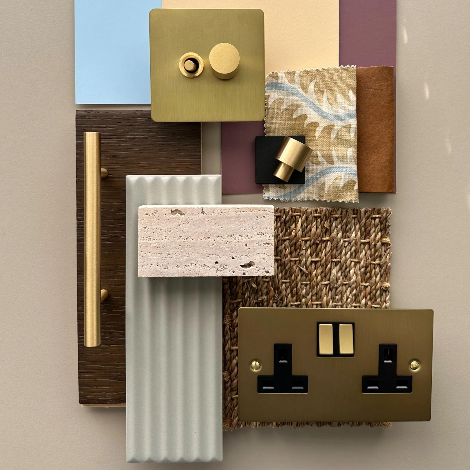 MAXWELL 1G Smooth Dimmer Light Switch - Brass