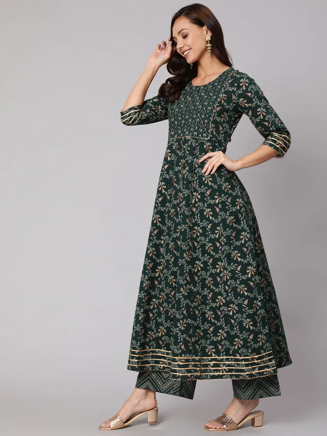 Women Green Printed Flared Kurta With Trouser And Dupatta